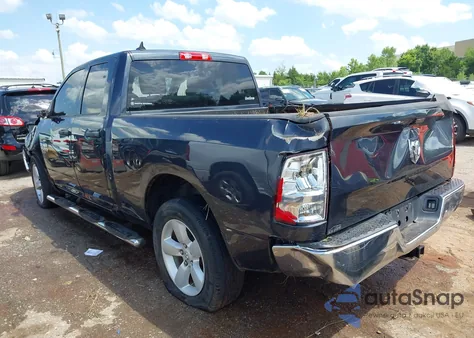 2020 Ram 1500 Classic Tradesman 4X2 6'4 Box z USA, uszkodzony, nr VIN 1C6RR6FG3LS124624